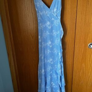 Elegant Blue Floral Wrap Dress